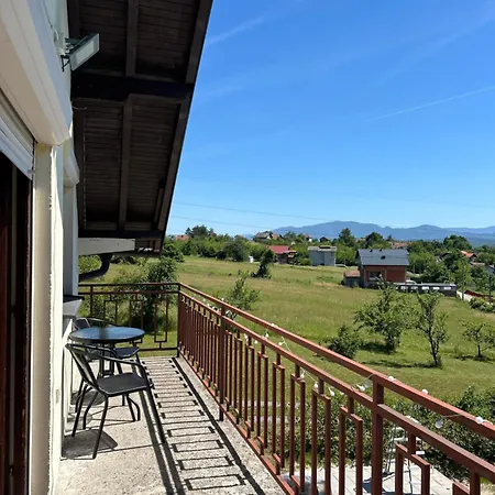 Breze Away Feriehus Tuzla